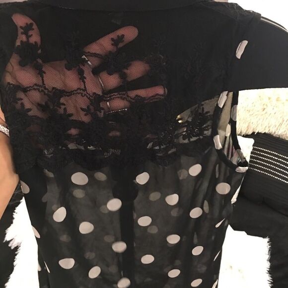 Maurice’s sheer lace back top - Picture 3 of 6